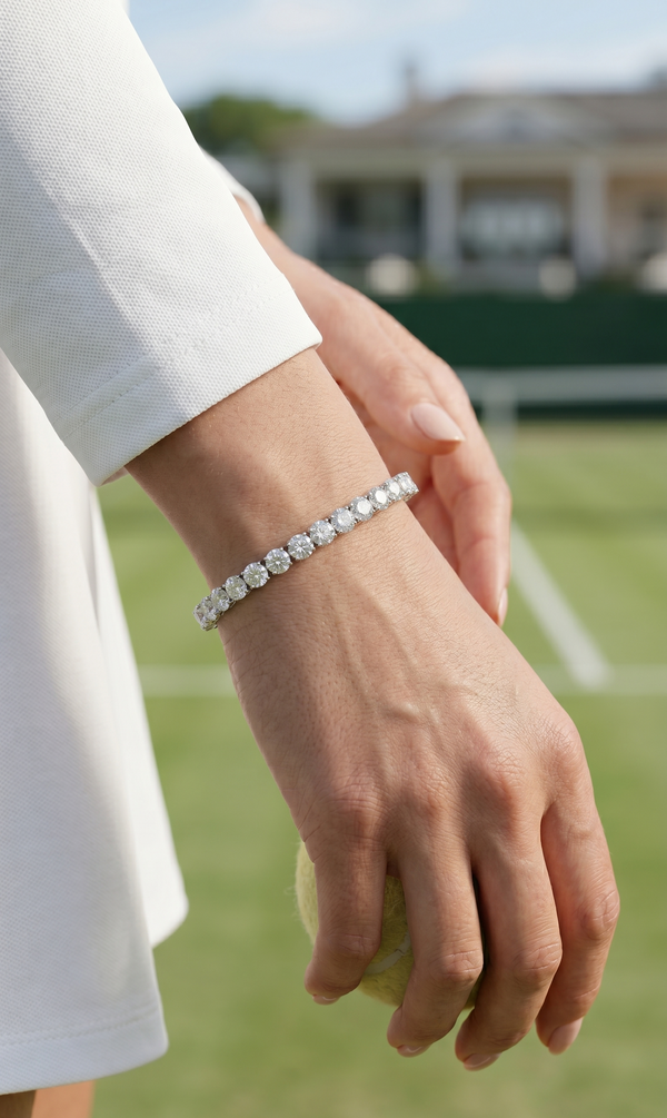 EMPYREAN BRACELET SILVER — The closure