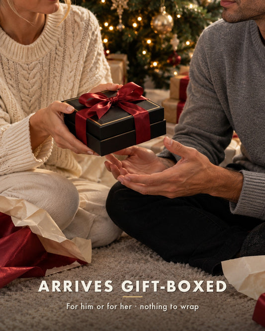 Ember Gift Box Silver: the hand-over