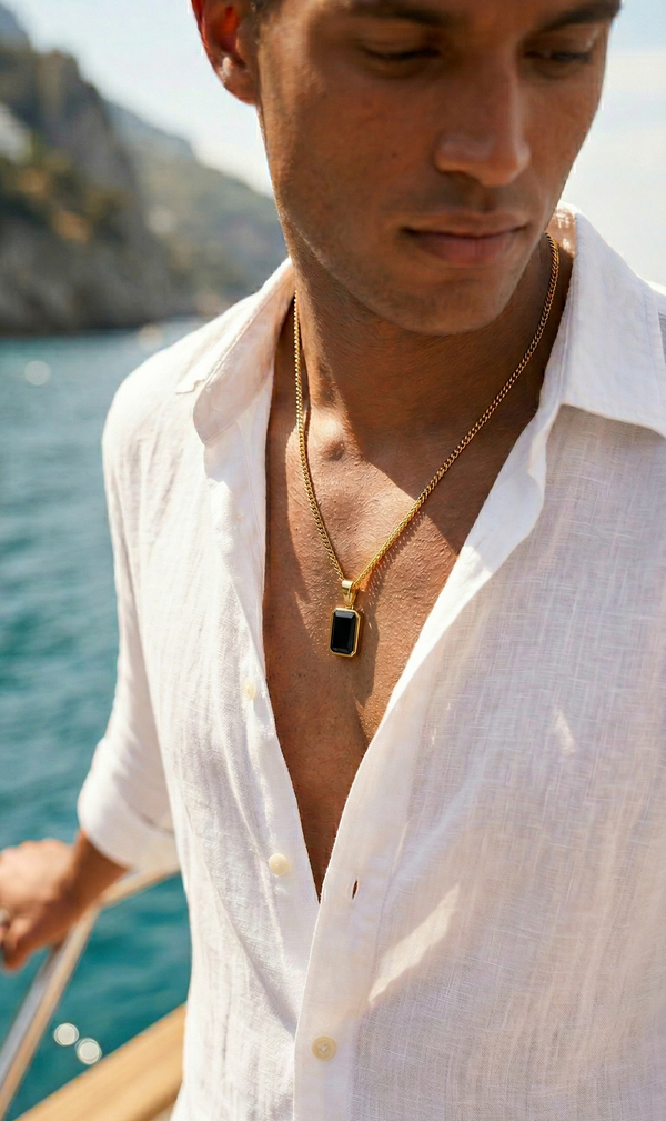 ONYX PENDANT — On skin
