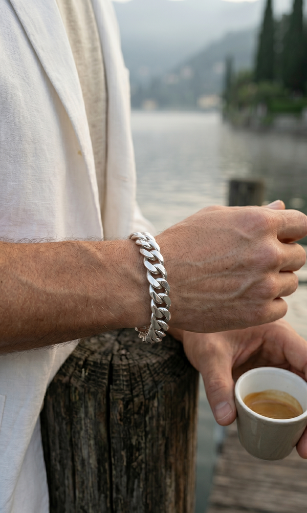 LUXOR BRACELET SILVER — Material