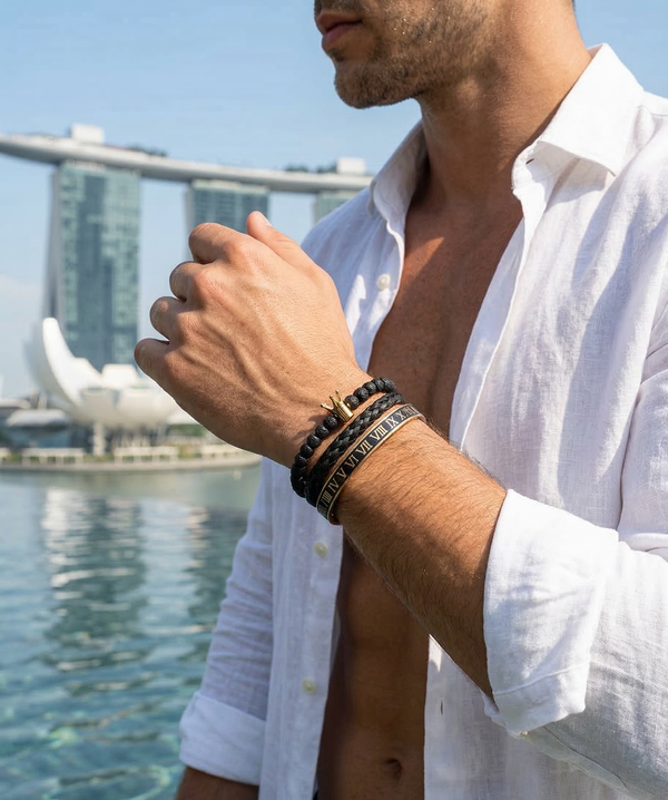 ROYAL JEWEL BRACELET SET BLACK GOLD — On skin