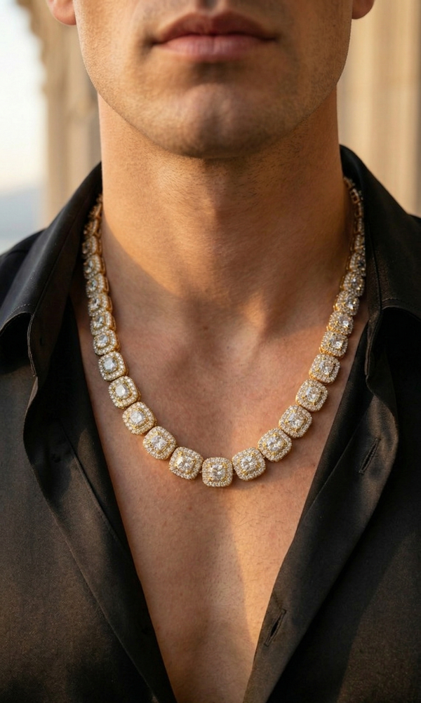 CALIXTE NECKLACE GOLD — Material