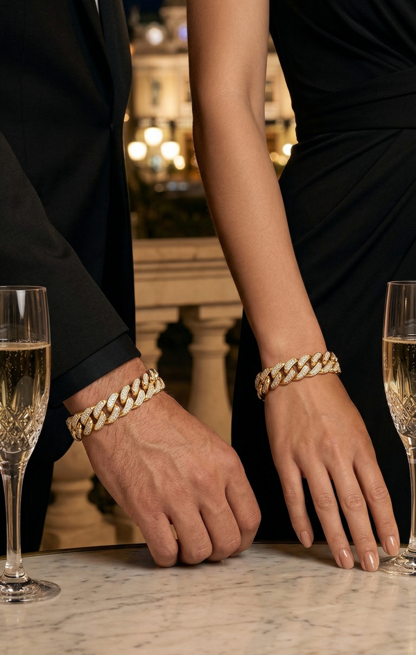 MASSIMO BRACELET GOLD — On skin