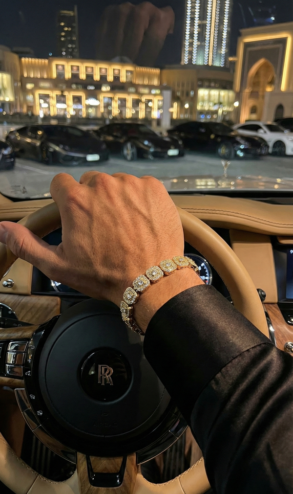 CALIXTE BRACELET GOLD — Material