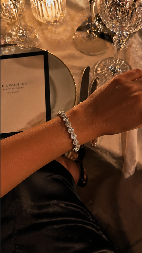 RILEY BRACELET SILVER — The stones