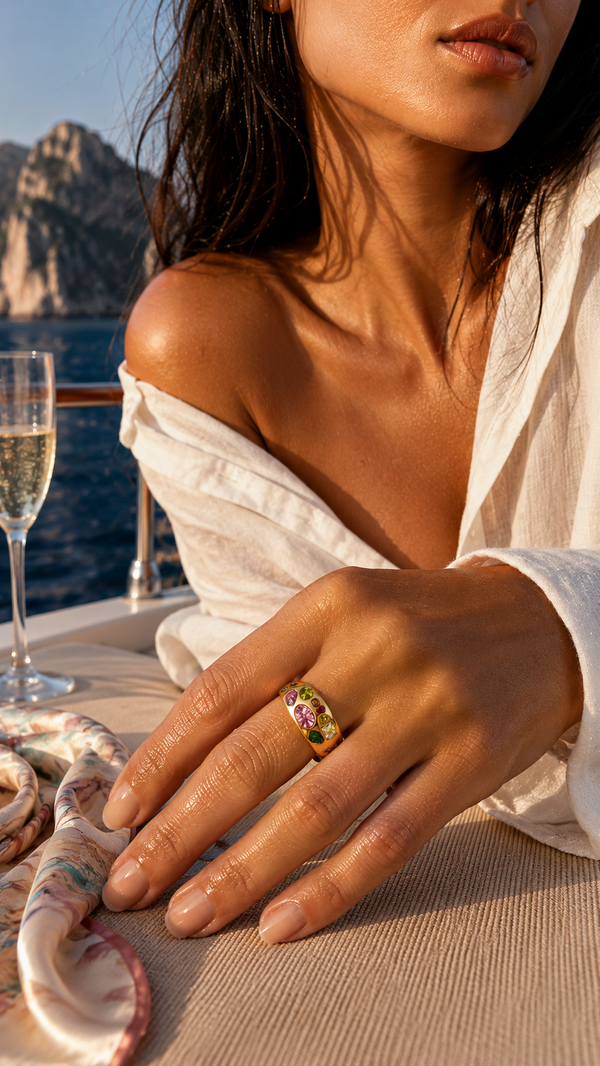 AURICHE RING — The stones