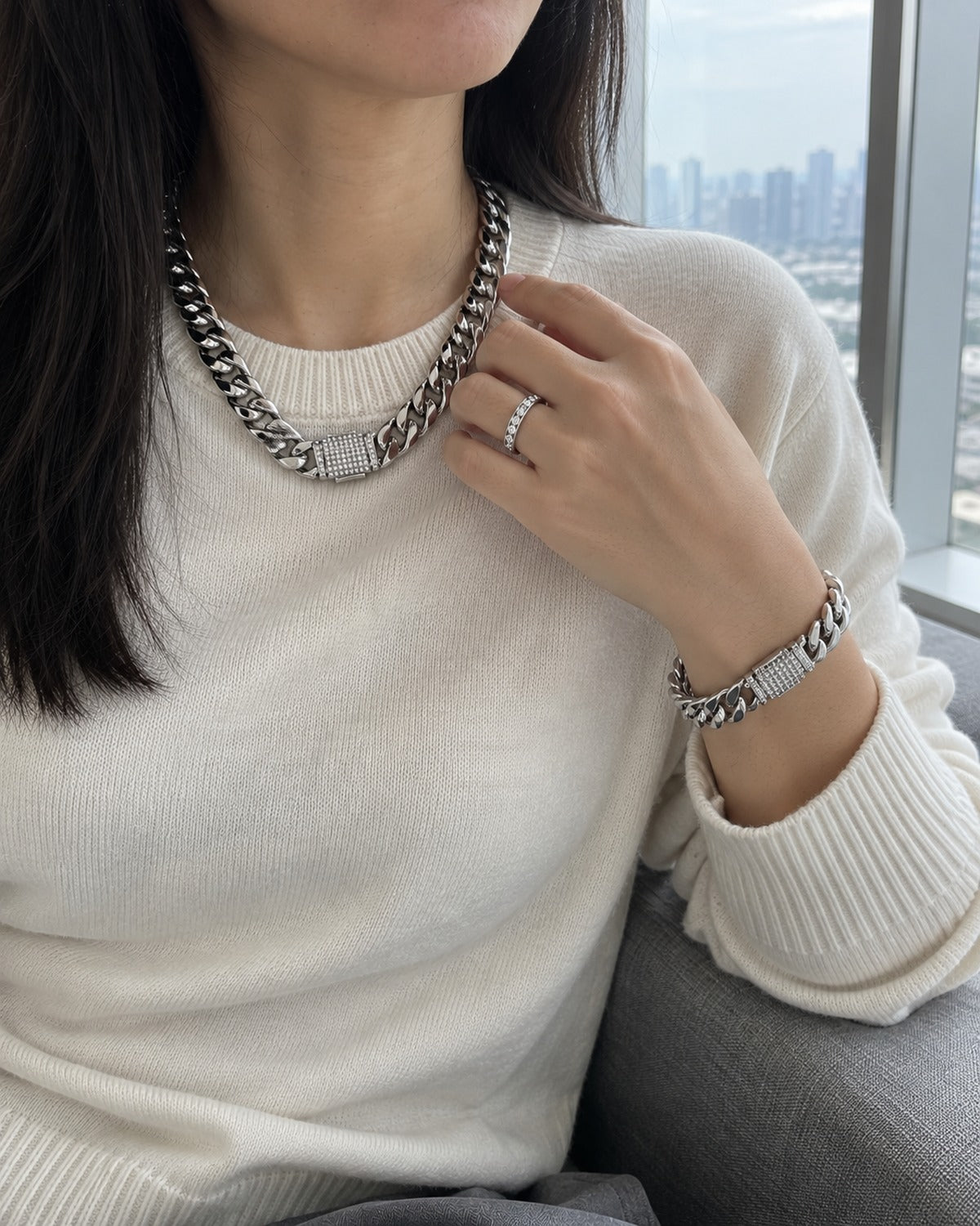Ember Four-Piece Gift Box Silver: the suite