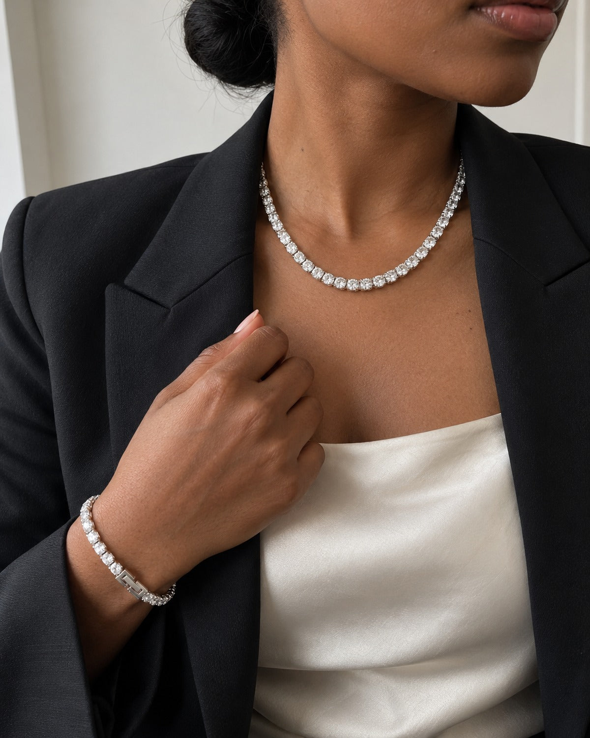 Empyrean Tennis Gift Box Silver: dressed for the new role
