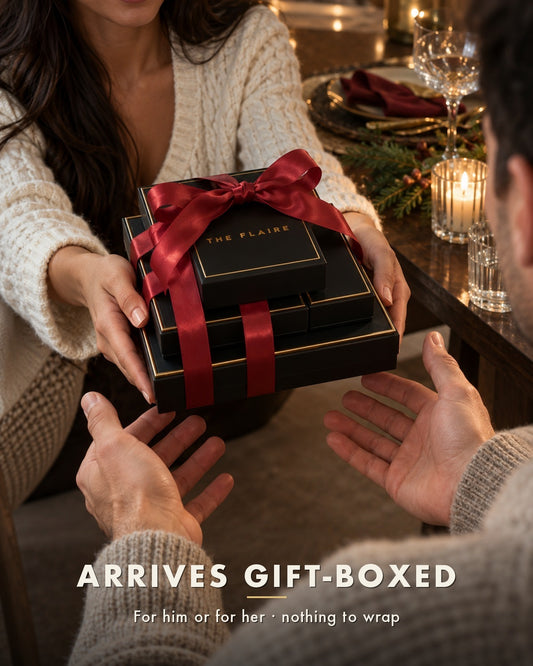 Lorenzo Four-Piece Gift Box Gold: the hand-over