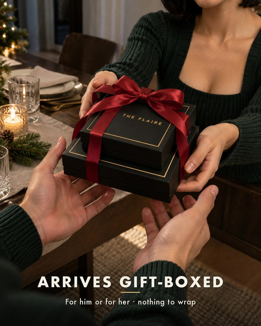 Luciano Gift Box Gold: the hand-over