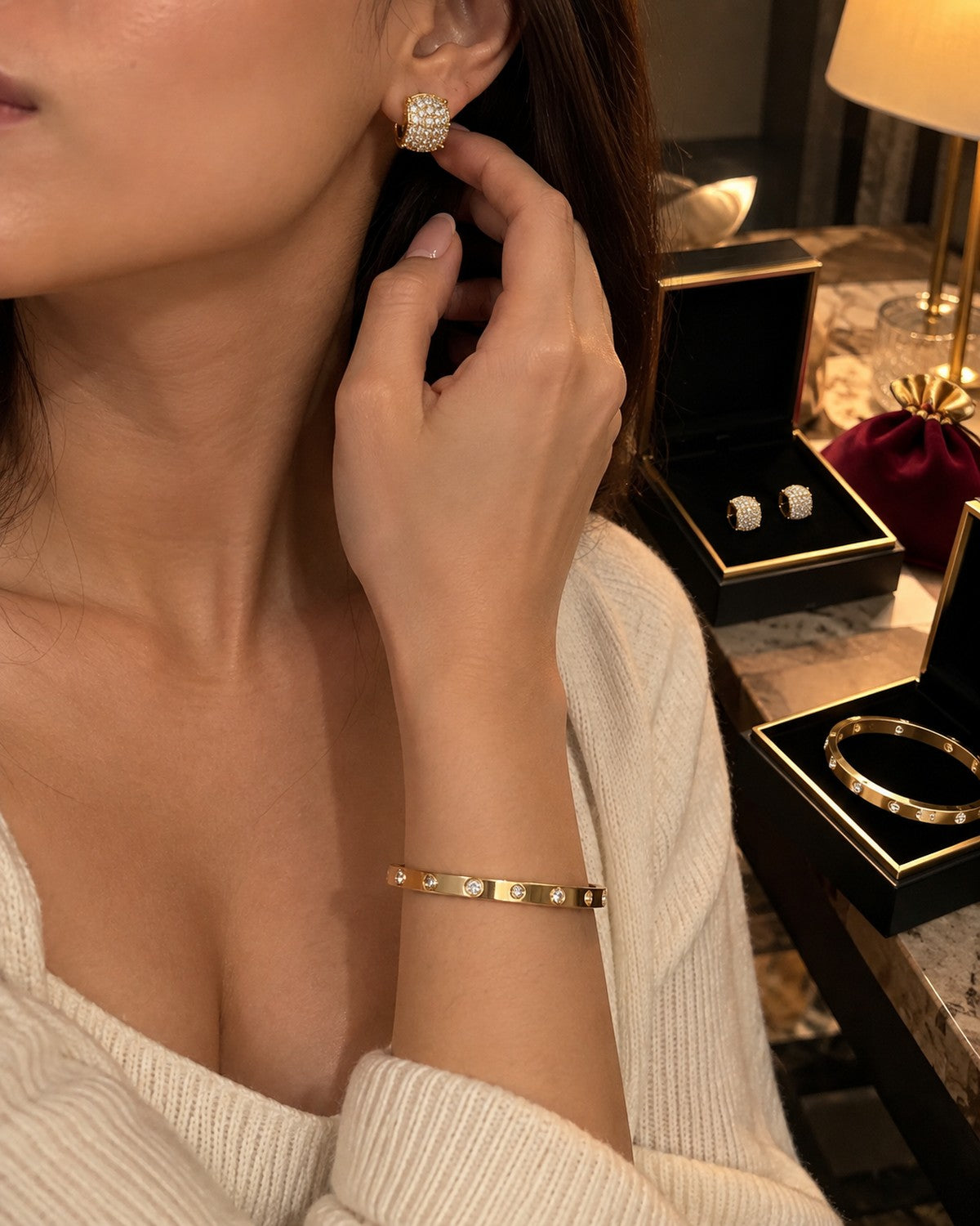 Luxoria hoop and Amoré bracelet worn minutes after opening